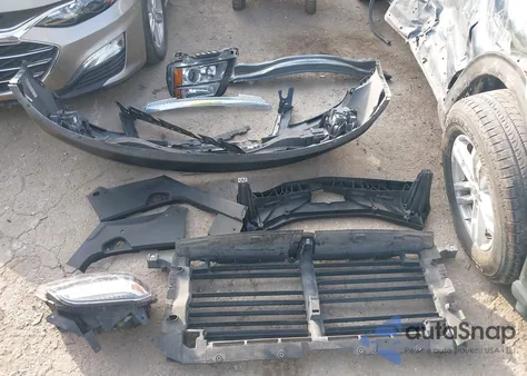 2017 GMC Terrain Denali z USA, uszkodzony, nr VIN 2GKALREK3H6121381